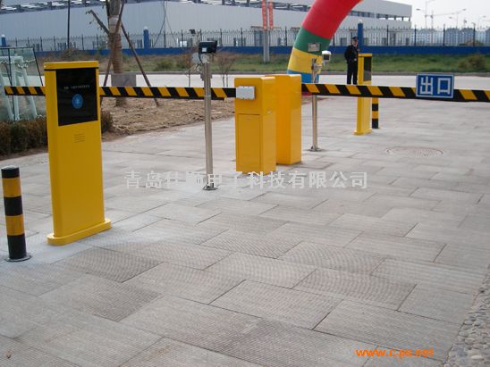 青岛停车场道闸票箱