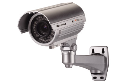 OSD 45米底调焦红外防水摄像机