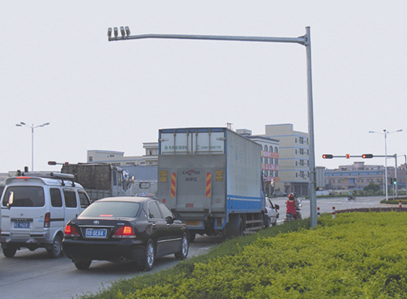 闯红灯自动记录系统