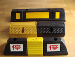 橡胶车轮定位器