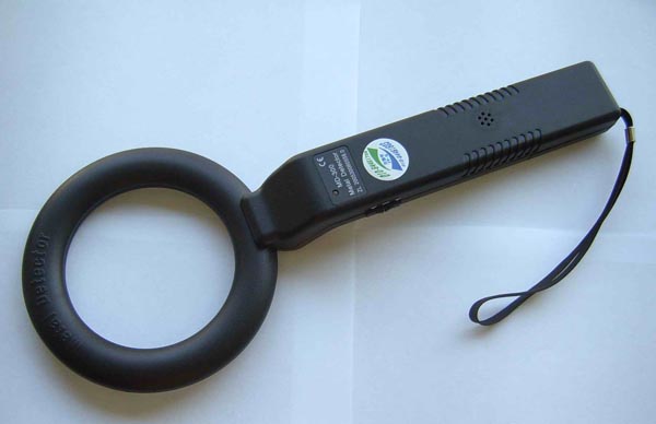 手持金属探测器