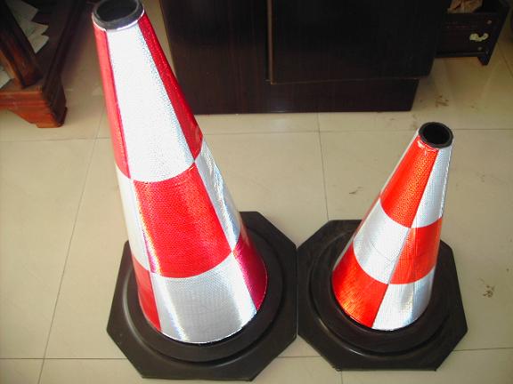 上海橡胶路锥 杭州塑料路锥 路锥厂家 路锥价格