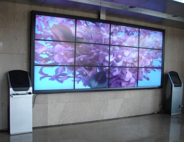 液晶监控显示器