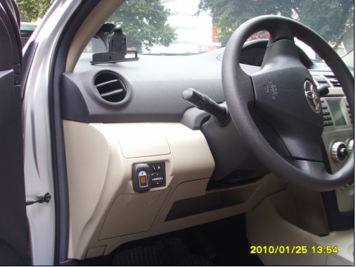 汽车指纹防盗器