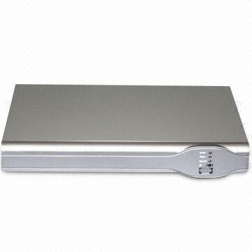 四路嵌入式硬盘录像机