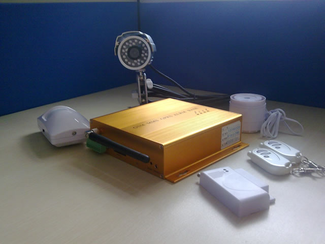 16无线2有线GPRS彩信拍照报警主机