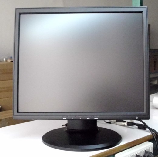 17寸液晶监视器