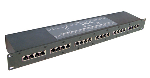 集成24口网络信号防雷箱