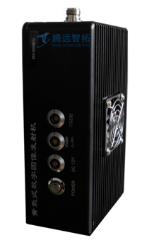 扣板式无线移动视频图像发射机