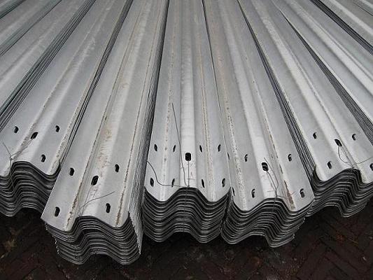 热镀锌 高速公路 波形护栏板 江西华众交通设施