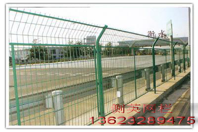 衡水公路护栏网，侧英供应衡水公路护栏网