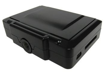 供应HD 高清行车记录仪 广角140度 2.8寸高清显示屏