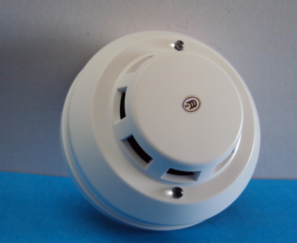 光电式24V联网烟感探测器 百仁吉烟感报警器