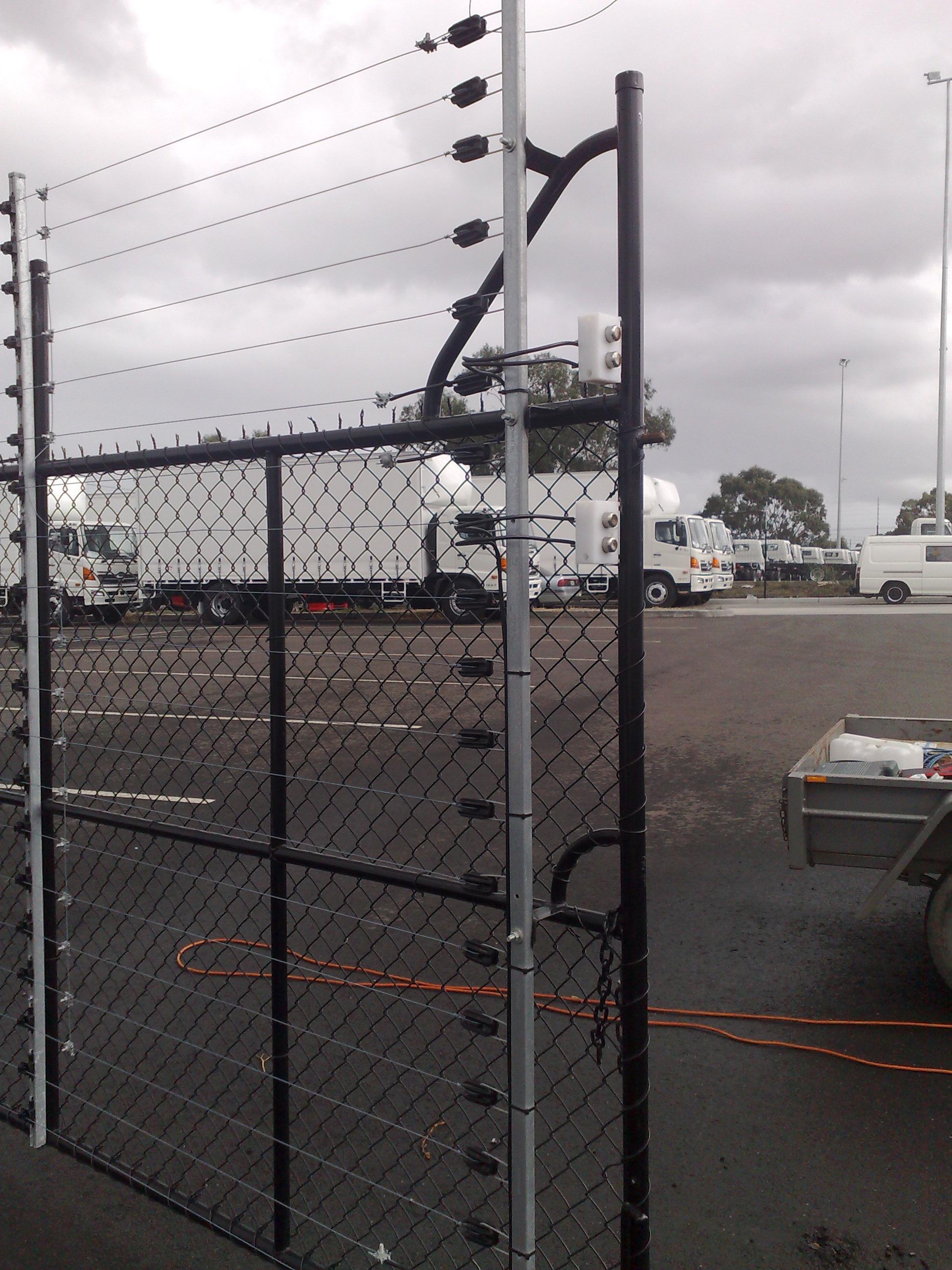 周界电子围栏防盗报警系统