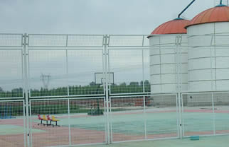 体育场防护网 操场围栏网 网球场围栏网 篮球场护栏网