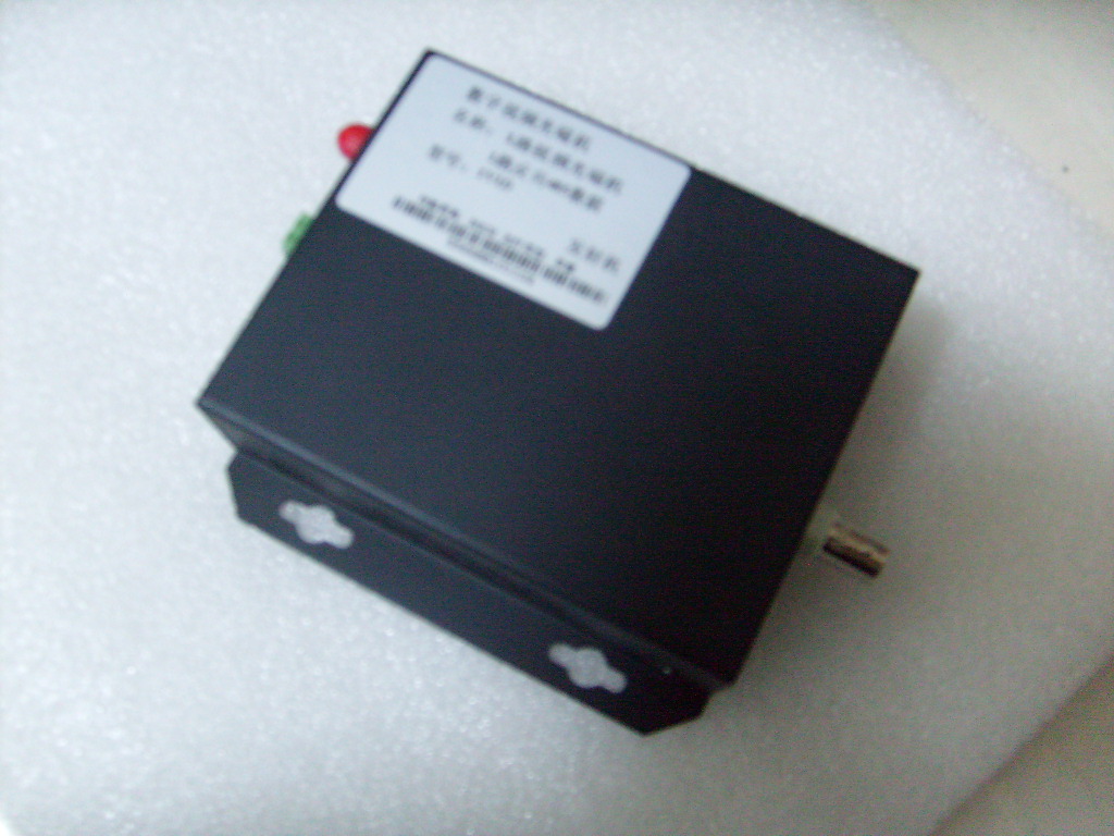 奥博（AOBO）4路视频+1路反向数据光端机