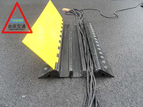 长春舞台线槽板 长春布线线槽 长春线槽板厂家