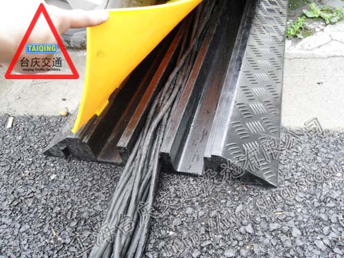 武汉线槽板 武汉舞台线槽板 武汉过线桥