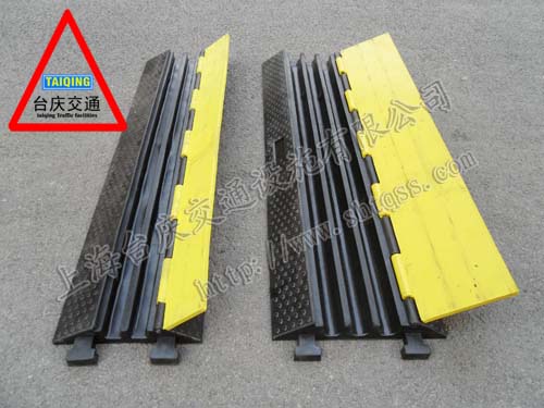 天津橡胶线槽板 天津电缆走线槽 天津室内线槽板