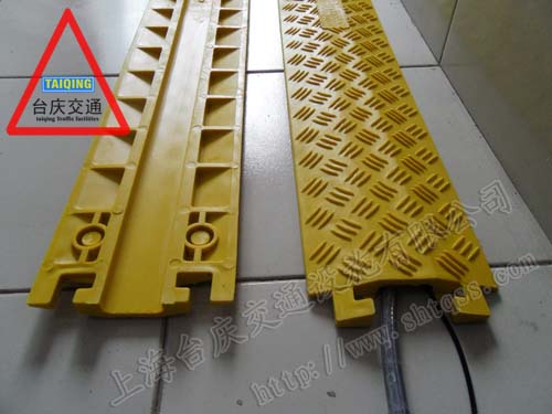 昆明橡胶线槽板 昆明电缆走线槽 昆明室内线槽板