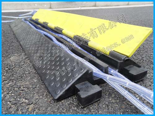 西安橡胶过线桥 西安电线保护板 西安电缆保护板