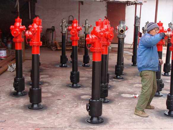 快开调压防冻防撞室外消火栓