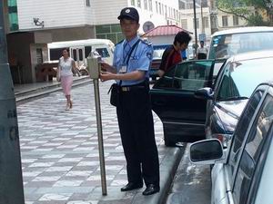 德生全国寻求路边停车咪表运营及租赁服务合作