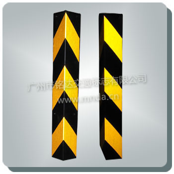 橡胶护墙角，墙角保护器，护角胶,