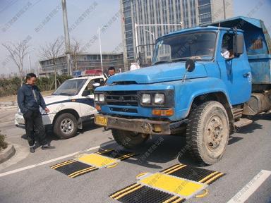 2011全国限量版新款汽车称重仪-全国联保