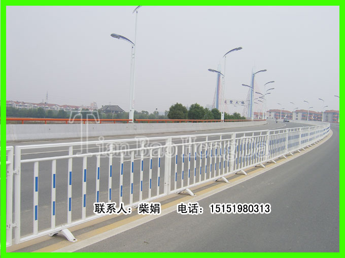 钢制道路护栏，锌钢护栏，镀锌钢护栏