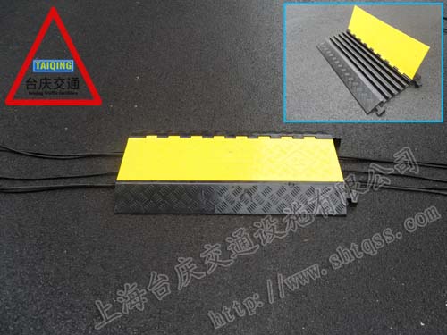 小型线槽板辽宁 小型过线板辽宁 小型过线桥辽宁