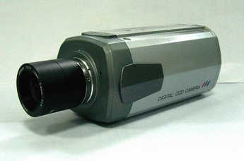 强光抑制照车牌摄像机