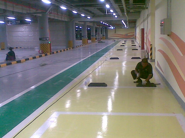 深圳划线，车位划线，停车场划线，小区划线