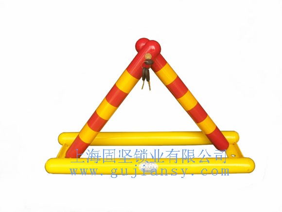 手动车位锁三型 固坚车位锁 上海车位锁 车位锁厂家