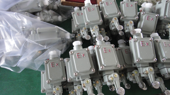 （中国，柳市，制造）防爆拉线开关