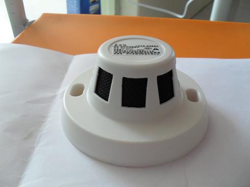 烟感伪装型摄像机