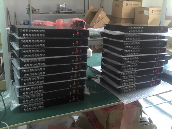 1U机架式16路防雷光端机带反向数据