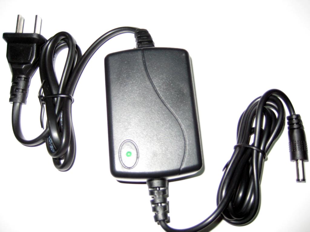 重庆监控公司—12V 1A 电源