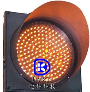 满屏交通信号灯黄色