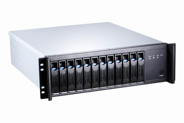 热插拔磁盘阵列