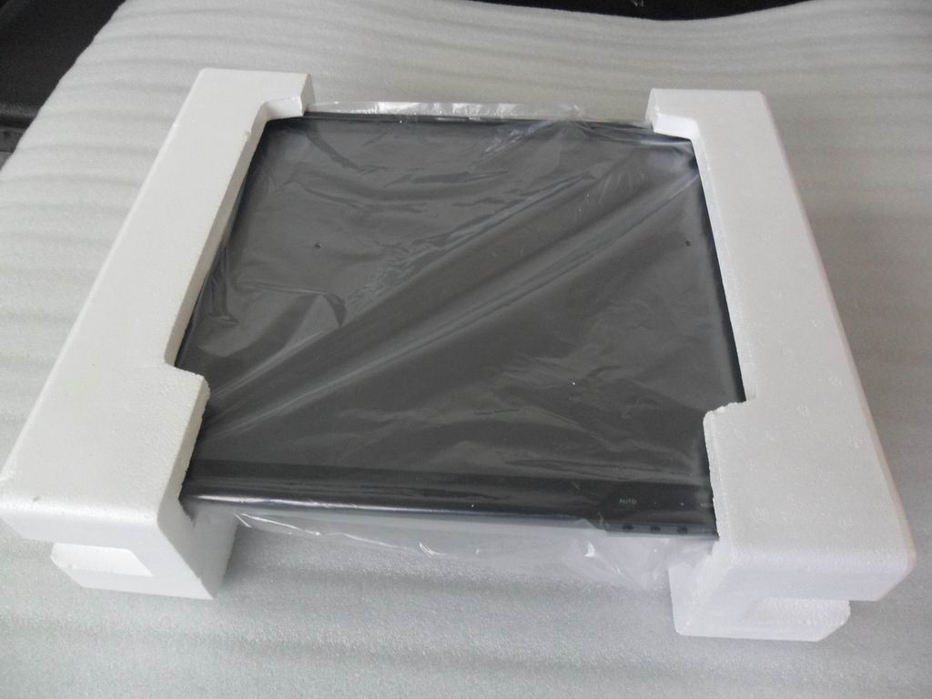 19寸液晶监视器（塑胶）