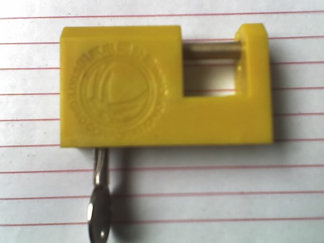 厂商供应各种表箱挂锁 塑钢挂锁 安全挂锁