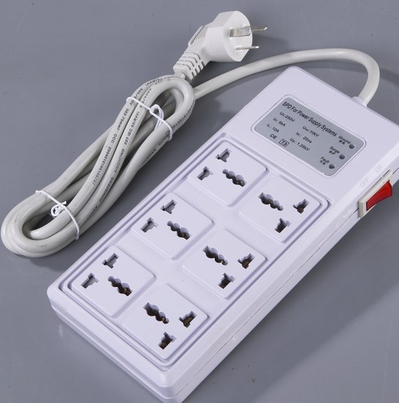 TOP中鹏电源防雷插座TD106