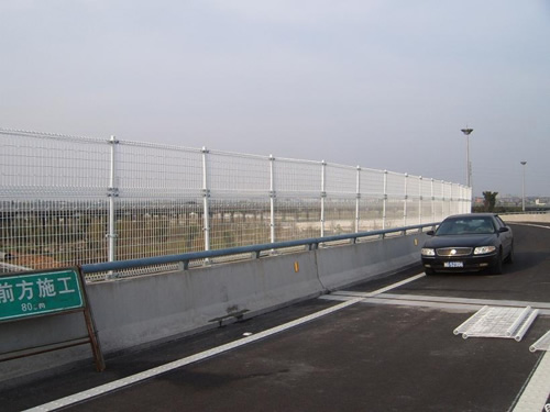 桥梁防落网   桥梁隔离网  桥梁隔离栅  桥梁防抛网