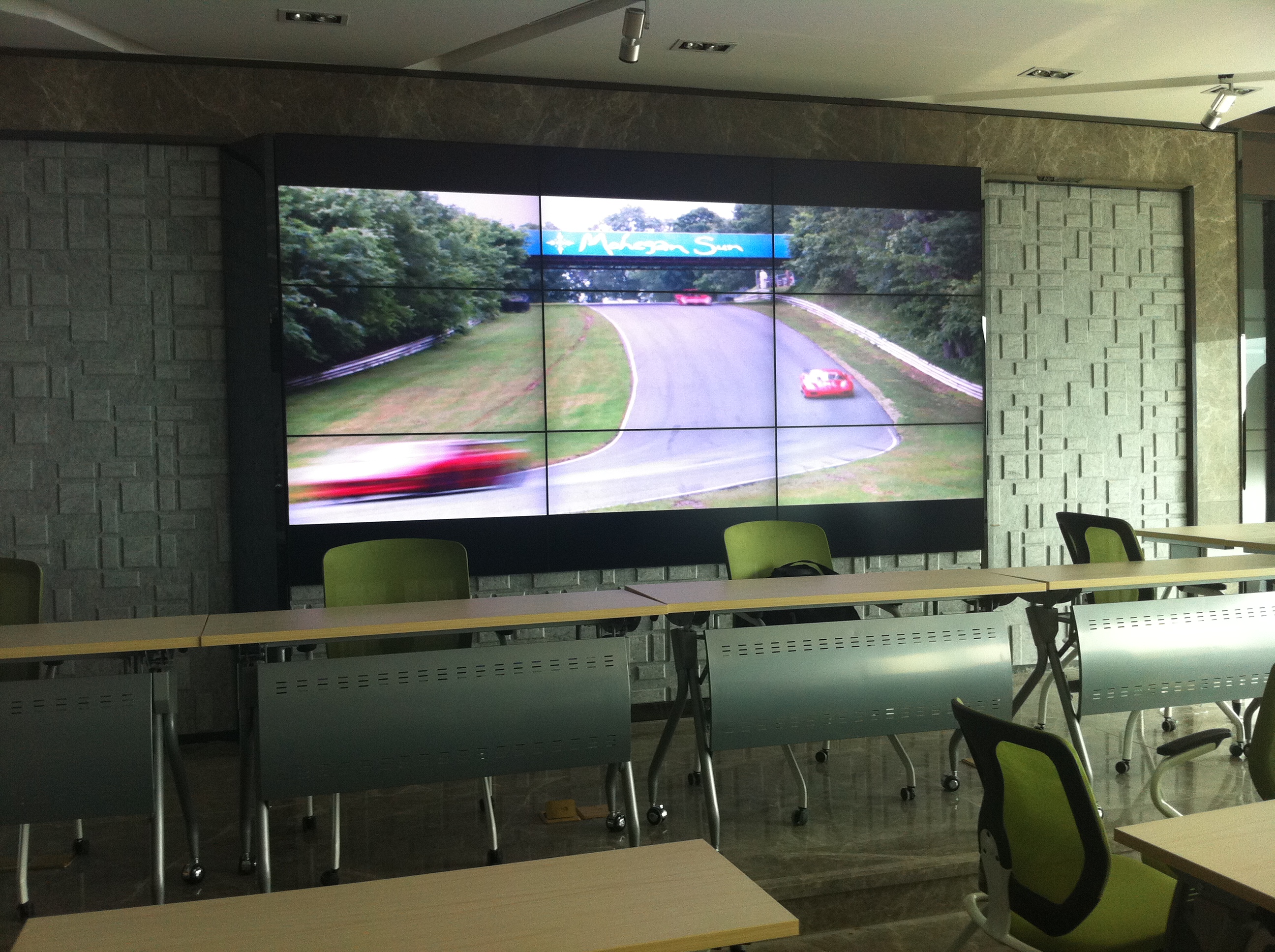 拼接屏47寸高亮液晶拼接