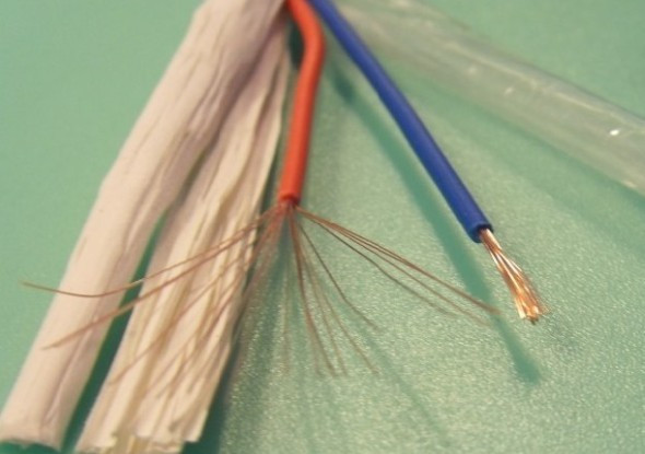 黑挤押电源线 RVV 3* 2.5