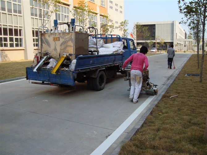 广州停车场划线