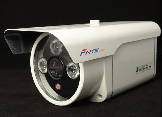 三点阵式红外摄像机