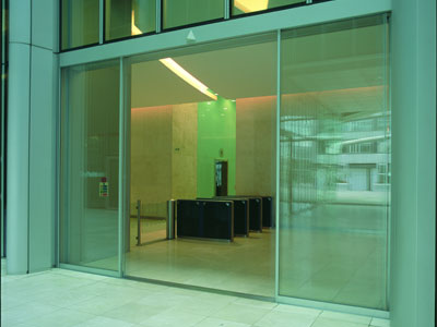 推拉门好不好三轨道推拉门推拉门多少钱