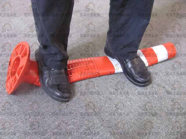 PU警示柱 深南牌PU警示柱 柔性警示柱